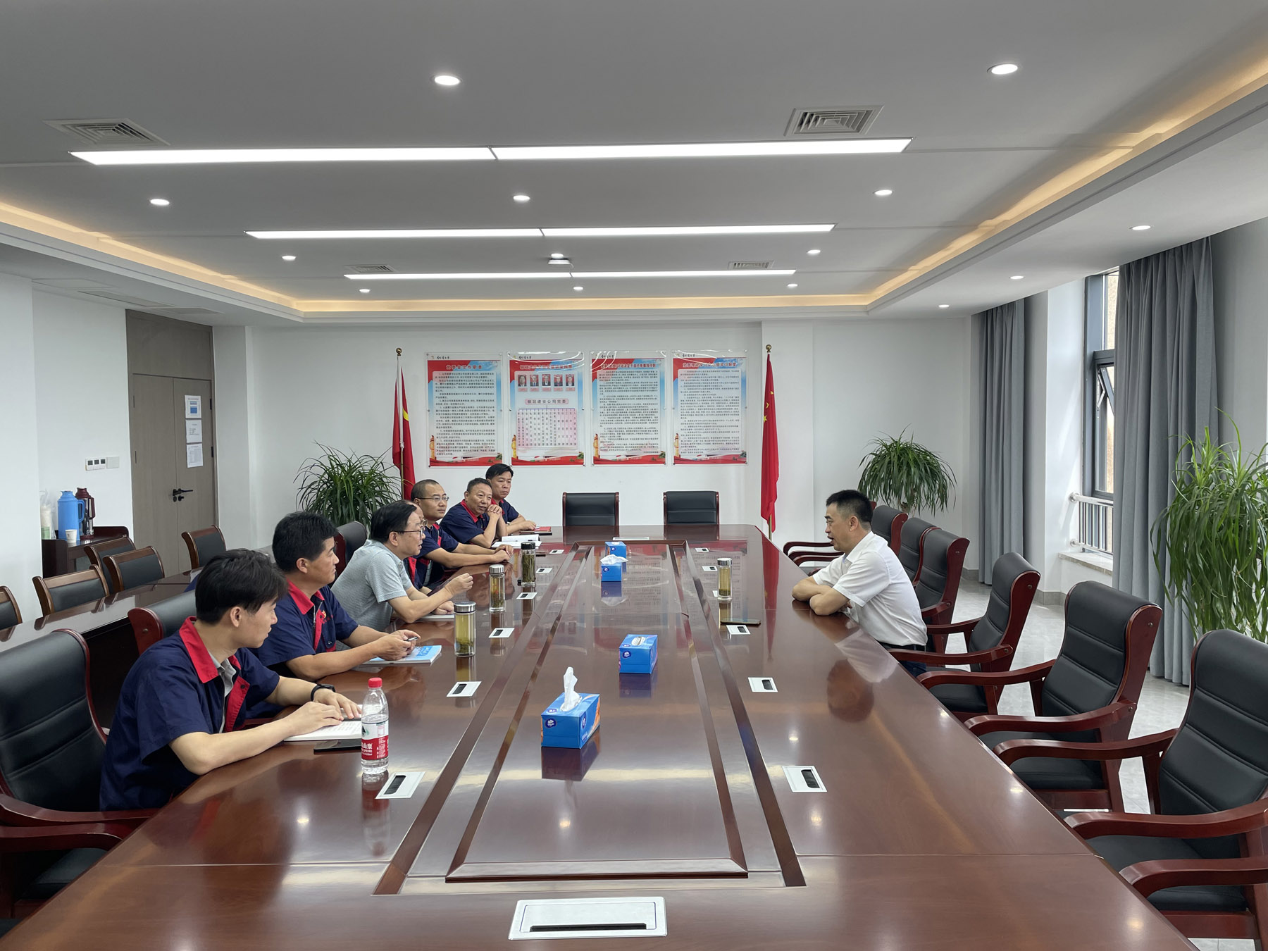 集團(tuán)公司黨委委員、總工程師周俊到公司調(diào)研 